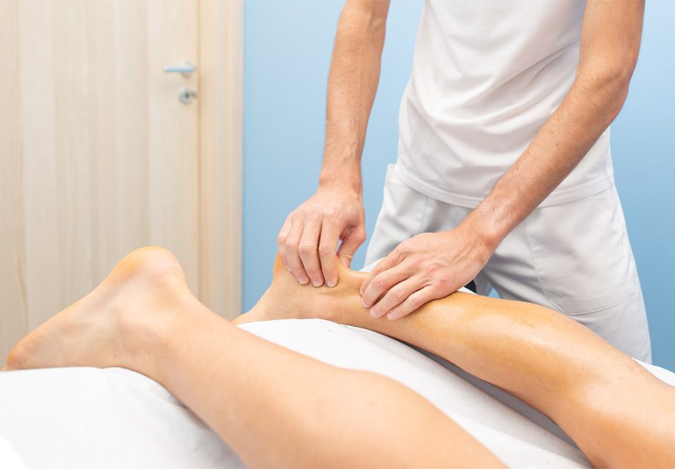 Achilles Tendon Rupture – Nonoperative Treatments and Phases